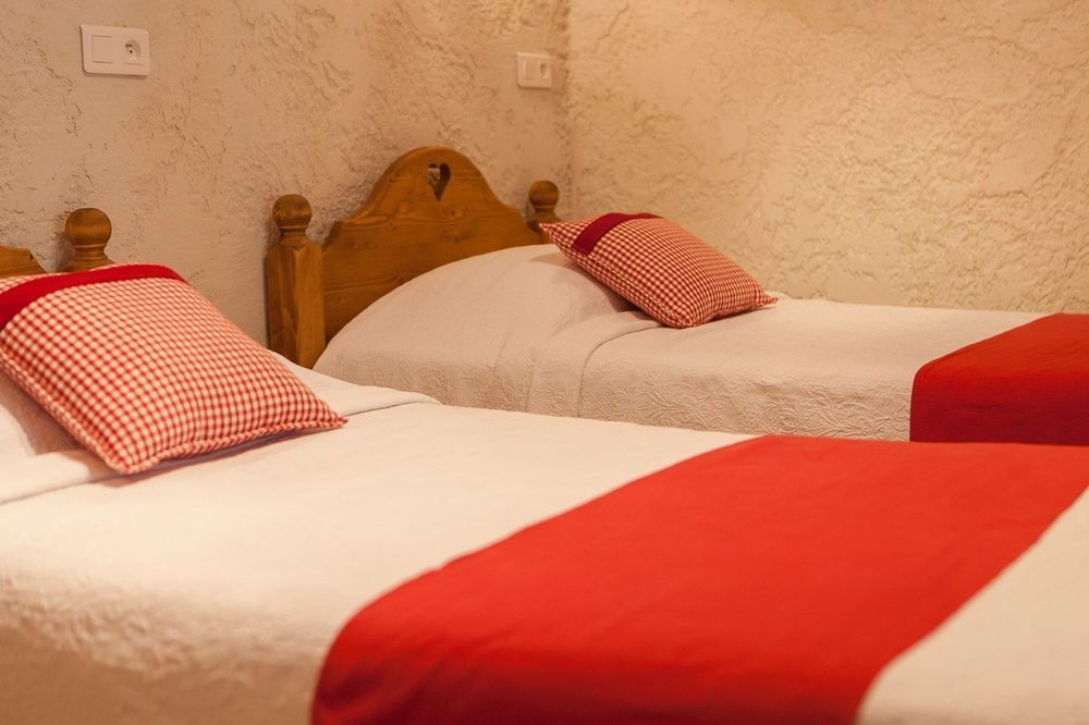L' Escapade Hotel & Restaurant لو براديت المظهر الخارجي الصورة
