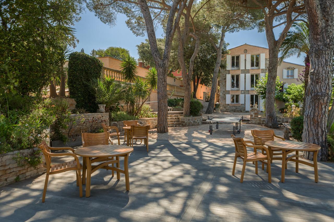 L' Escapade Hotel & Restaurant لو براديت المظهر الخارجي الصورة