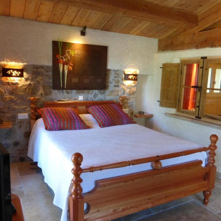 L' Escapade Hotel & Restaurant لو براديت المظهر الخارجي الصورة