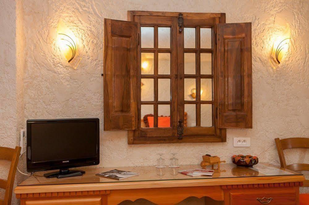 L' Escapade Hotel & Restaurant لو براديت المظهر الخارجي الصورة