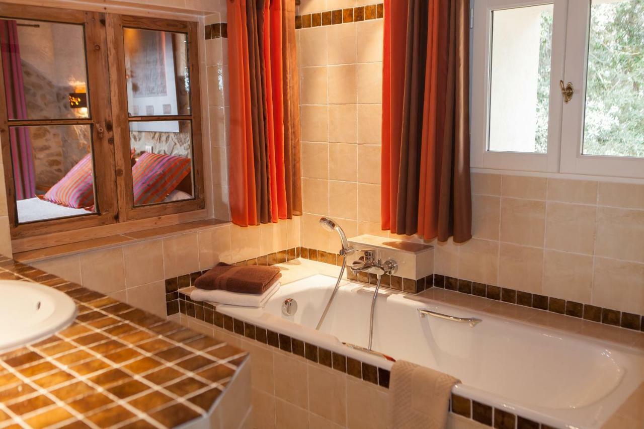 L' Escapade Hotel & Restaurant لو براديت المظهر الخارجي الصورة
